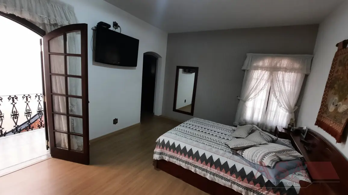 Foto 5 de Casa com 3 quartos à venda, 225m2 em Jardim Armênia, Mogi Das Cruzes - SP