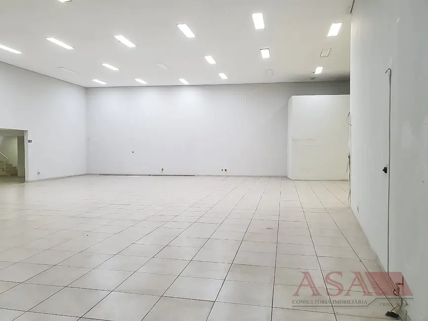 Loja para alugar, 650m2 em Centro, Mogi Das Cruzes - SP - imagem 8 Foto 8 de Loja para alugar, 650m2 em Centro, Mogi Das Cruzes - SP