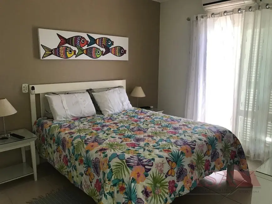 Foto 4 de Casa com 5 quartos à venda, 772m2 em Bertioga - SP