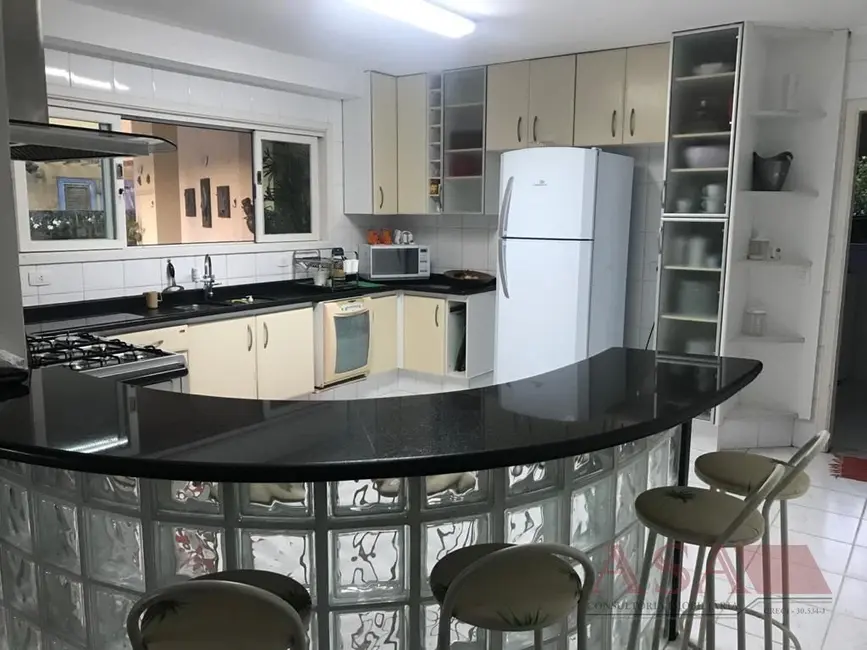 Foto 3 de Casa com 5 quartos à venda, 772m2 em Bertioga - SP