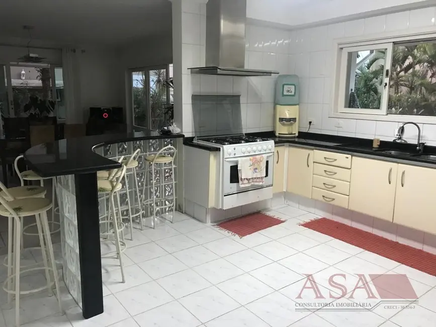 Foto 2 de Casa com 5 quartos à venda, 772m2 em Bertioga - SP