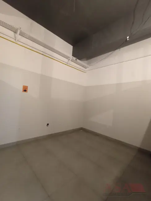Foto 2 de Loja para alugar, 255m2 em Centro, Mogi Das Cruzes - SP