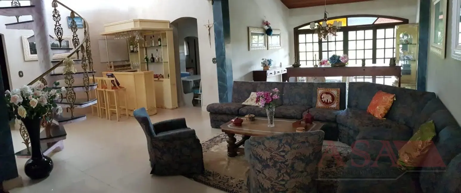 Casa de Condomínio à venda e para alugar, 2500m2 em Guararema - SP - imagem 5 Foto 5 de Casa de Condomínio à venda e para alugar, 2500m2 em Guararema - SP