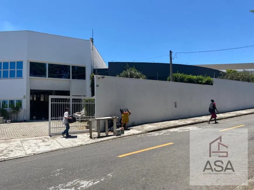Armazém / Galpão para alugar, 1400m2 em Cézar de Souza, Mogi Das Cruzes - SP - imagem 3 Foto 3 de Armazém / Galpão para alugar, 1400m2 em Cézar de Souza, Mogi Das Cruzes - SP