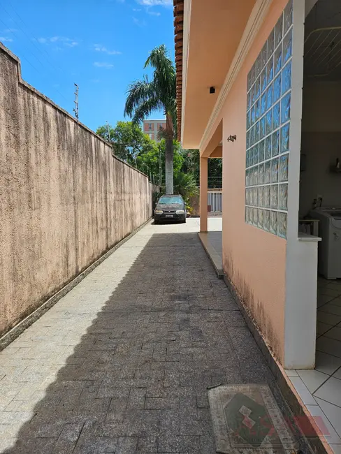 Foto 1 de Casa com 3 quartos à venda, 1530m2 em Vila Oliveira, Mogi Das Cruzes - SP