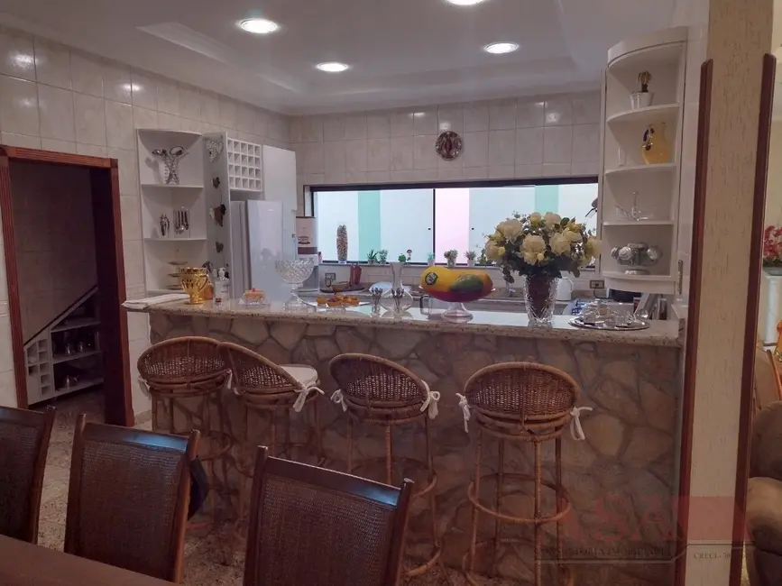 Foto 4 de Casa com 4 quartos à venda, 426m2 em Centro, Mogi Das Cruzes - SP