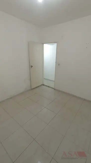Foto 8 de Casa com 2 quartos para alugar, 100m2 em Jardim das Bandeiras, Mogi Das Cruzes - SP