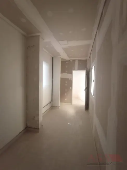 Foto 4 de Armazém / Galpão para alugar, 300m2 em Vila Jundiaí, Mogi Das Cruzes - SP