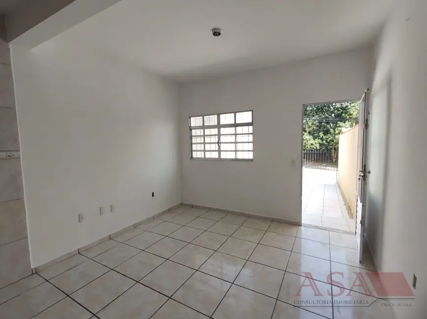 Foto 3 de Casa com 2 quartos à venda, 150m2 em Mogi Das Cruzes - SP