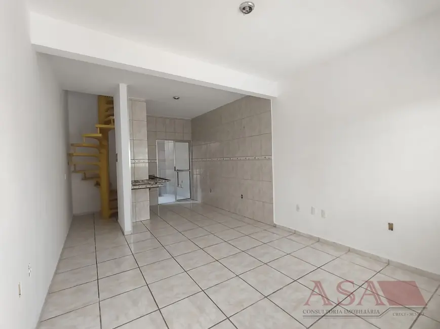 Foto 4 de Casa com 2 quartos à venda, 150m2 em Mogi Das Cruzes - SP