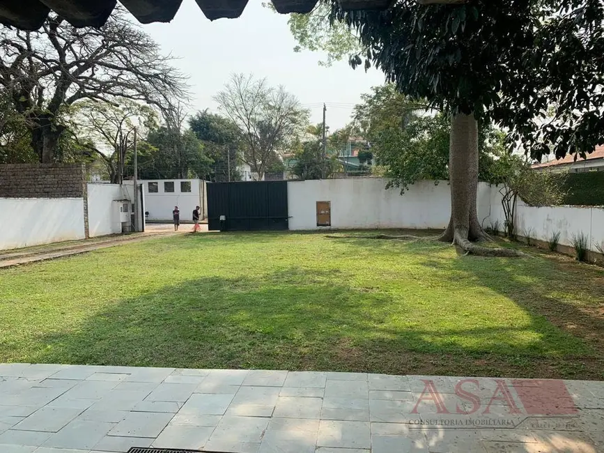 Casa com 1 quarto à venda e para alugar, 700m2 em Vila Nova Socorro, Mogi Das Cruzes - SP - imagem 3 Foto 3 de Casa com 1 quarto à venda e para alugar, 700m2 em Vila Nova Socorro, Mogi Das Cruzes - SP