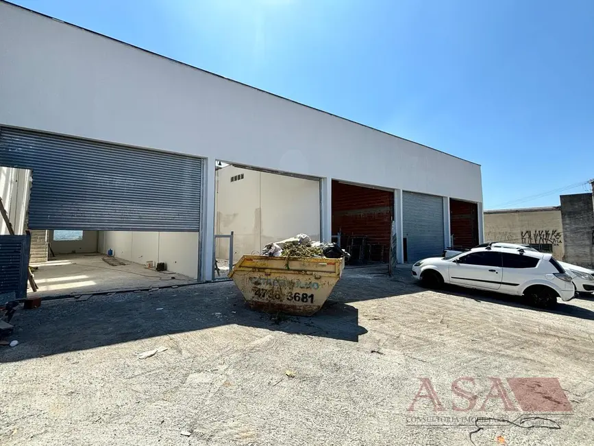 Foto 2 de Loja para alugar, 182m2 em Vila Jundiaí, Mogi Das Cruzes - SP