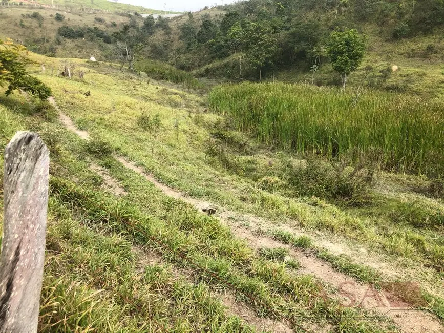 Sítio / Rancho com 3 quartos à venda, 37200m2 em Guararema - SP - imagem 4 Foto 4 de Sítio / Rancho com 3 quartos à venda, 37200m2 em Guararema - SP