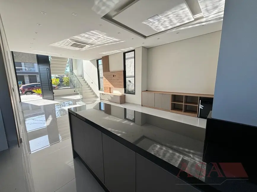 Foto 9 de Casa de Condomínio com 3 quartos à venda, 360m2 em Jardim São Pedro, Mogi Das Cruzes - SP