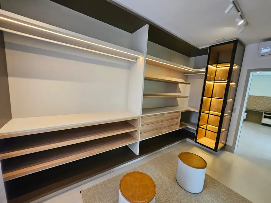 Casa de Condomínio com 6 quartos à venda, 742m2 em Riviera de São Lourenço, Bertioga - SP - imagem 9 Foto 9 de Casa de Condomínio com 6 quartos à venda, 742m2 em Riviera de São Lourenço, Bertioga - SP