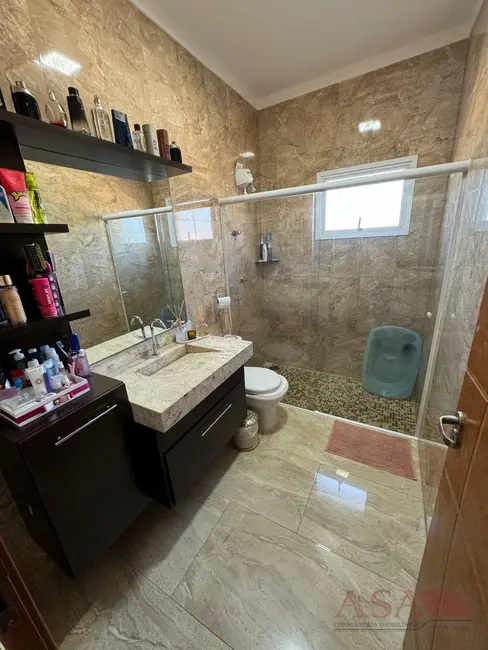 Foto 4 de Casa com 3 quartos à venda, 150m2 em Vila São Sebastião, Mogi Das Cruzes - SP