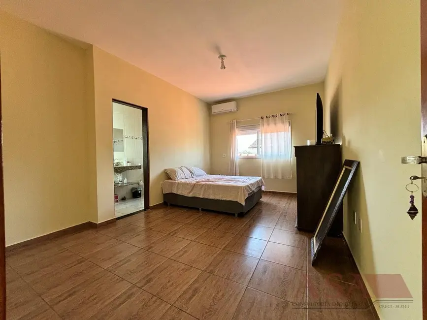 Foto 3 de Casa com 3 quartos à venda, 150m2 em Vila Suissa, Mogi Das Cruzes - SP