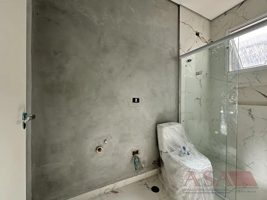 Foto 2 de Casa de Condomínio com 4 quartos à venda, 263m2 em Conjunto Bom Pastor, Mogi Das Cruzes - SP