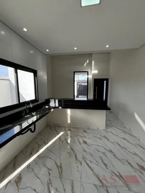 Foto 3 de Casa com 3 quartos à venda, 172m2 em Jardim Santa Teresa, Mogi Das Cruzes - SP