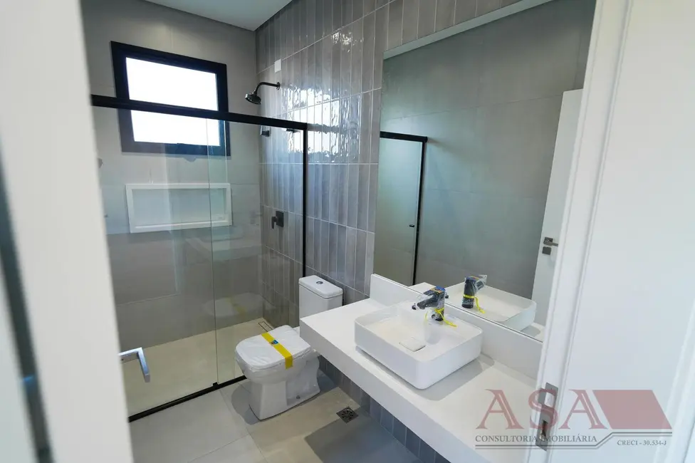 Foto 1 de Casa de Condomínio com 4 quartos à venda, 274m2 em Fazenda Rodeio, Mogi Das Cruzes - SP