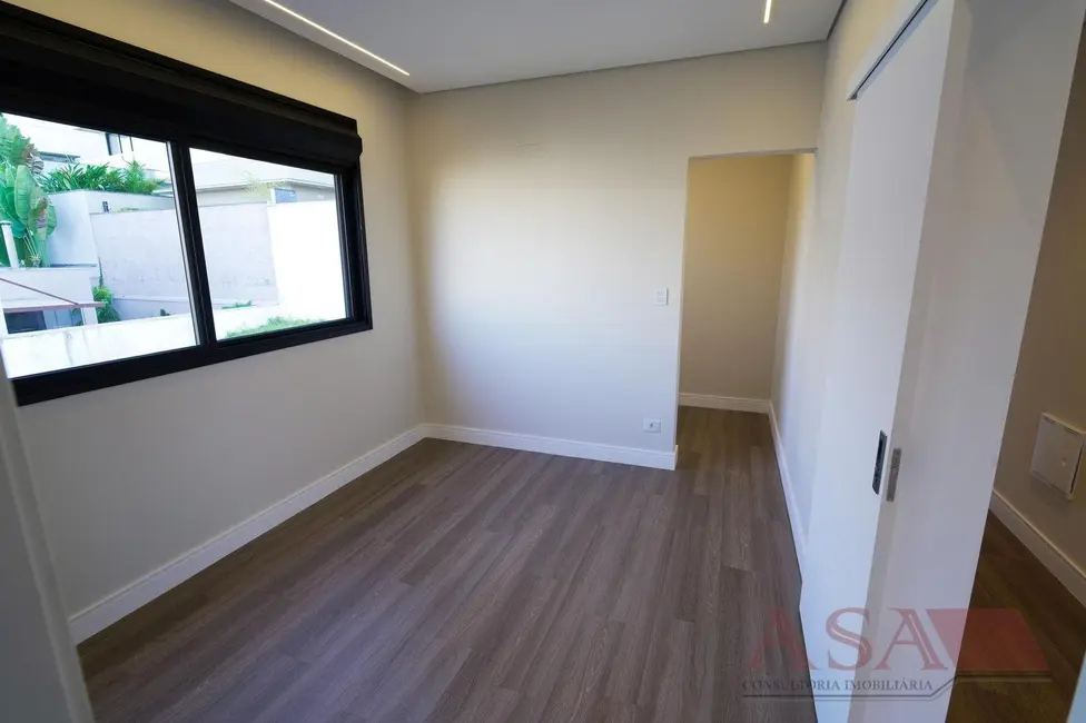 Foto 2 de Casa de Condomínio com 4 quartos à venda, 274m2 em Fazenda Rodeio, Mogi Das Cruzes - SP