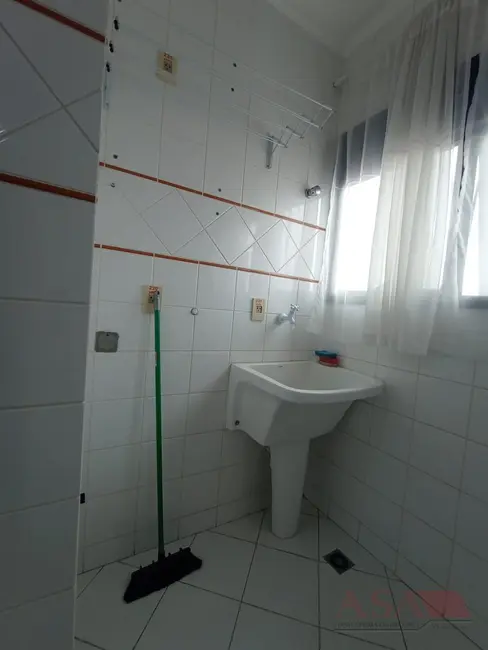 Foto 4 de Apartamento com 1 quarto para alugar, 30m2 em Vila Oliveira, Mogi Das Cruzes - SP