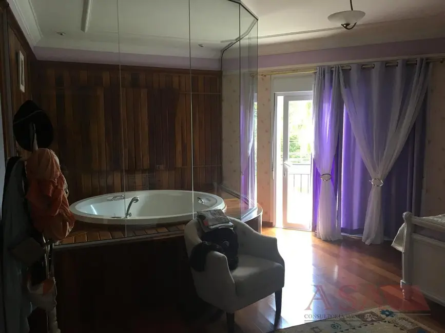 Foto 5 de Casa de Condomínio com 3 quartos à venda, 360m2 em Parque Residencial Itapeti, Mogi Das Cruzes - SP