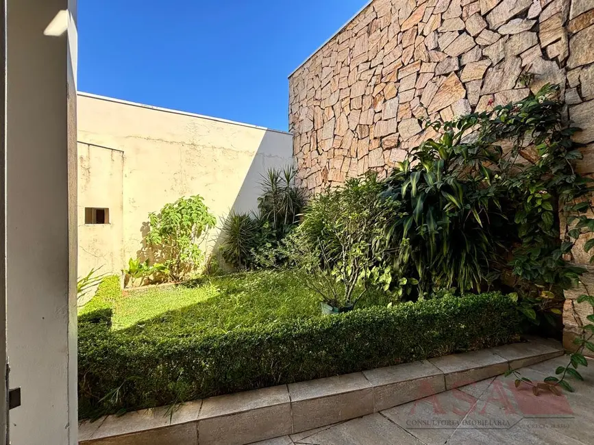 Foto 1 de Casa com 4 quartos à venda, 500m2 em Vila Suissa, Mogi Das Cruzes - SP