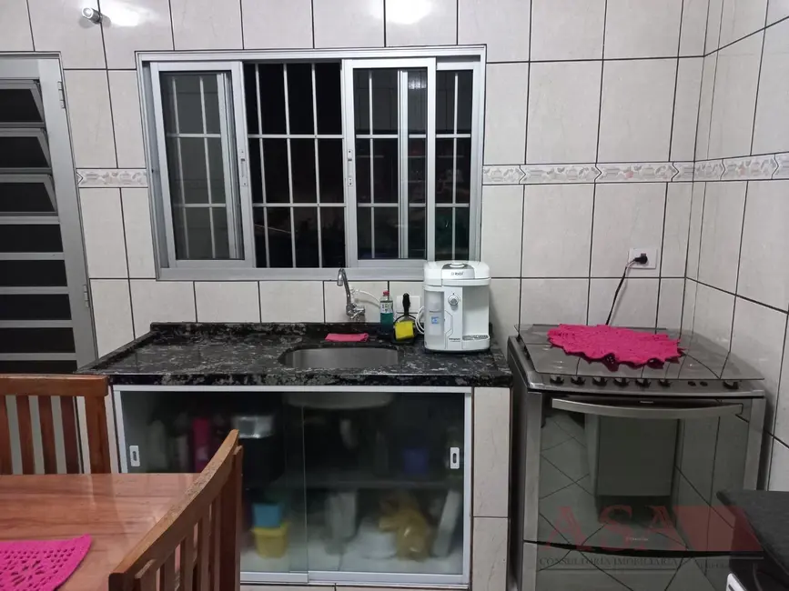 Casa de Condomínio com 3 quartos à venda, 125m2 em Jardim Rubi, Mogi Das Cruzes - SP - imagem 6 Foto 6 de Casa de Condomínio com 3 quartos à venda, 125m2 em Jardim Rubi, Mogi Das Cruzes - SP