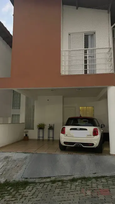 Foto 1 de Casa de Condomínio com 3 quartos à venda, 128m2 em Vila Oliveira, Mogi Das Cruzes - SP