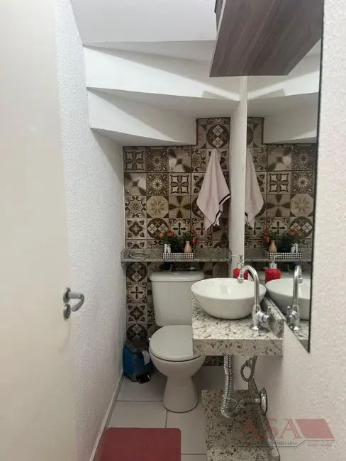 Foto 2 de Casa de Condomínio com 3 quartos à venda, 128m2 em Vila Oliveira, Mogi Das Cruzes - SP