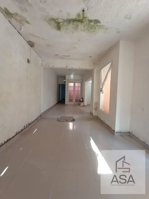 Casa Comercial para alugar, 320m2 em Vila Oliveira, Mogi Das Cruzes - SP - imagem 4 Foto 4 de Casa Comercial para alugar, 320m2 em Vila Oliveira, Mogi Das Cruzes - SP