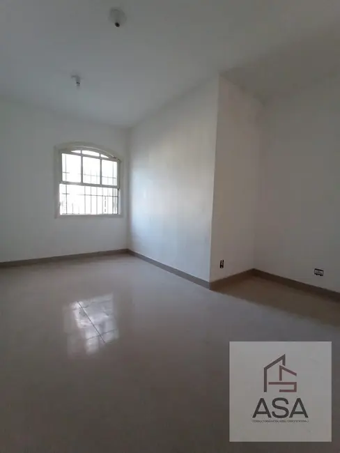 Casa Comercial para alugar, 320m2 em Vila Oliveira, Mogi Das Cruzes - SP - imagem 8 Foto 8 de Casa Comercial para alugar, 320m2 em Vila Oliveira, Mogi Das Cruzes - SP