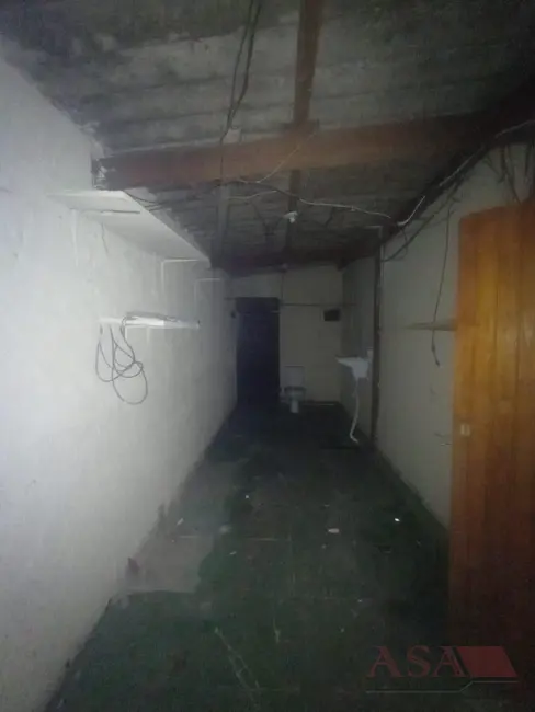 Foto 9 de Loja para alugar, 234m2 em Jardim São Pedro, Mogi Das Cruzes - SP