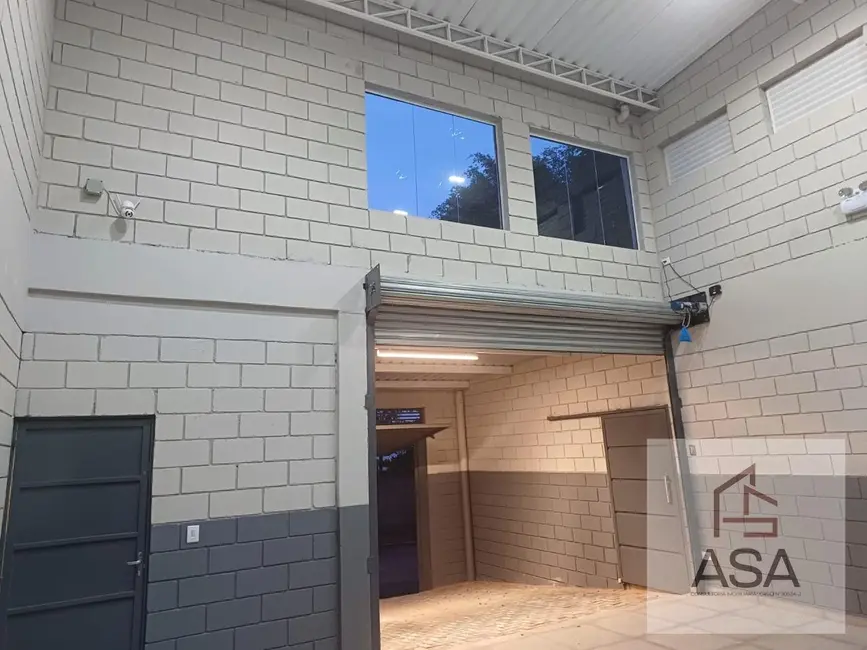 Foto 4 de Armazém / Galpão à venda, 500m2 em Vila Melchizedec, Mogi Das Cruzes - SP