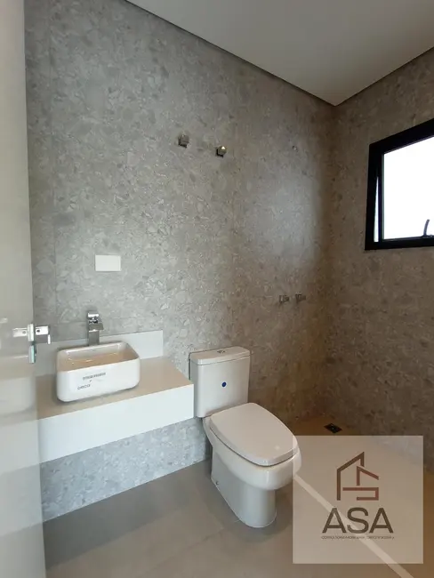 Foto 2 de Casa de Condomínio com 3 quartos à venda, 250m2 em Mogi Das Cruzes - SP