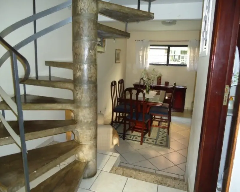 Foto 1 de Casa com 3 quartos à venda e para alugar, 200m2 em Vila Oliveira, Mogi Das Cruzes - SP