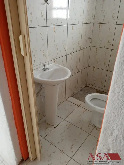 Foto 5 de Casa de Vila com 1 quarto para alugar, 20m2 em Vila São Paulo, Mogi Das Cruzes - SP