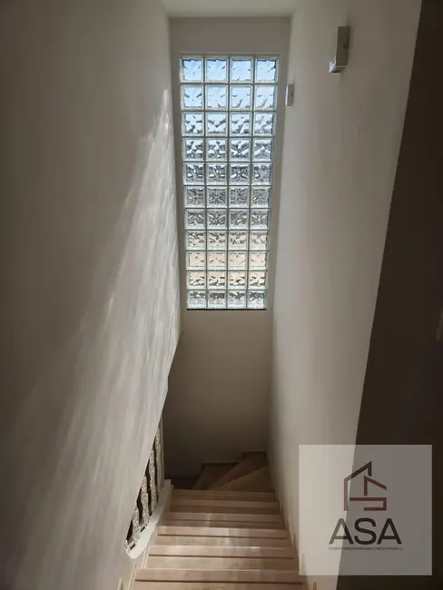 Foto 3 de Casa com 4 quartos à venda, 256m2 em Jardim Veneza, Mogi Das Cruzes - SP