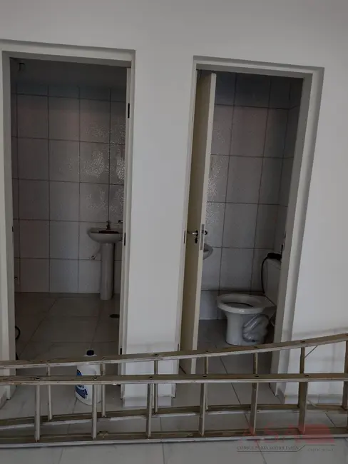 Foto 3 de Casa Comercial para alugar, 250m2 em Vila Mogilar, Mogi Das Cruzes - SP