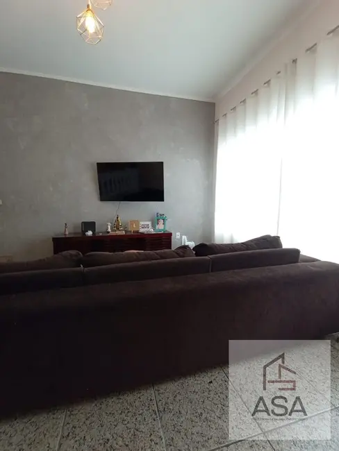 Foto 6 de Casa com 3 quartos à venda, 300m2 em Vila Cintra, Mogi Das Cruzes - SP