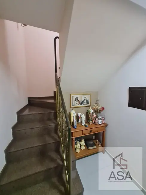 Foto 2 de Casa com 4 quartos à venda e para alugar, 500m2 em Mogi Das Cruzes - SP
