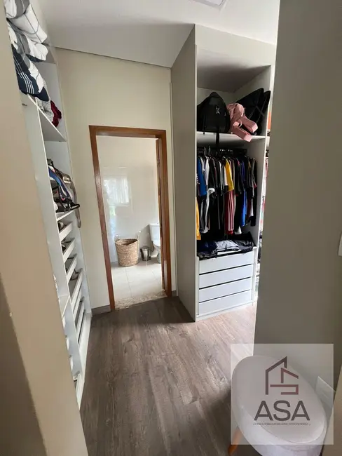 Casa com 3 quartos à venda, 202m2 em Fazenda Rodeio, Mogi Das Cruzes - SP - imagem 4 Foto 4 de Casa com 3 quartos à venda, 202m2 em Fazenda Rodeio, Mogi Das Cruzes - SP