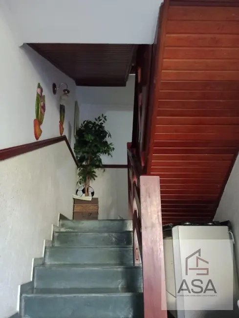 Foto 1 de Casa com 4 quartos à venda, 200m2 em Alto Ipiranga, Mogi Das Cruzes - SP