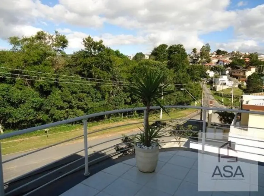 Foto 2 de Casa de Condomínio com 3 quartos à venda, 320m2 em Aruã, Mogi Das Cruzes - SP