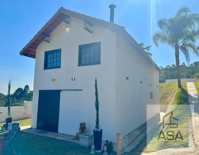 Chácara com 2 quartos à venda, 825m2 em Santa Branca - SP - imagem 1 Foto 1 de Chácara com 2 quartos à venda, 825m2 em Santa Branca - SP