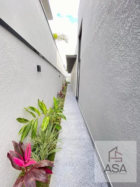 Foto 2 de Casa de Condomínio com 3 quartos à venda, 360m2 em Jardim São Pedro, Mogi Das Cruzes - SP