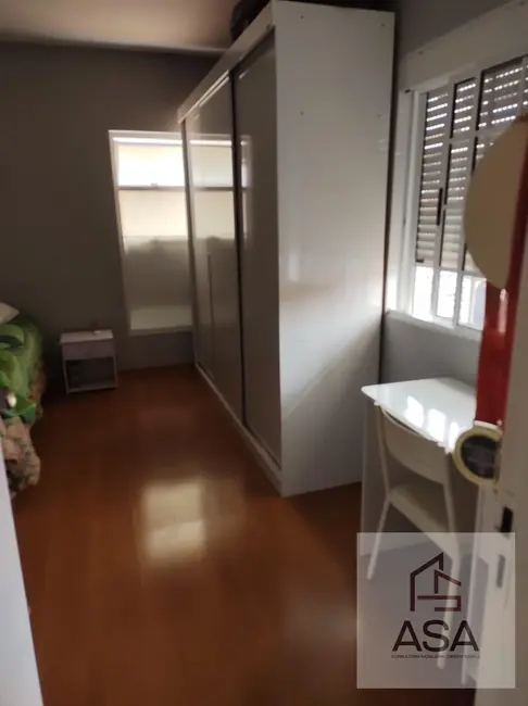 Foto 8 de Casa Comercial com 2 quartos para alugar, 150m2 em Jardim São Pedro, Mogi Das Cruzes - SP