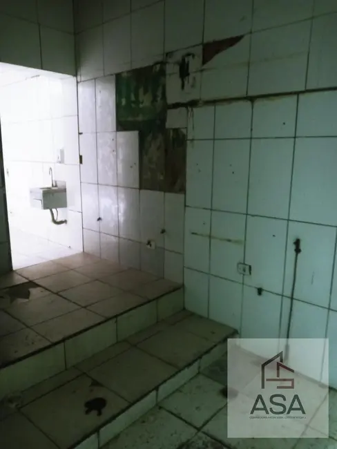 Loja para alugar, 60m2 em Centro, Mogi Das Cruzes - SP - imagem 6 Foto 6 de Loja para alugar, 60m2 em Centro, Mogi Das Cruzes - SP