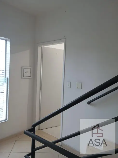 Sala Comercial para alugar, 25m2 em Centro, Mogi Das Cruzes - SP - imagem 1 Foto 1 de Sala Comercial para alugar, 25m2 em Centro, Mogi Das Cruzes - SP